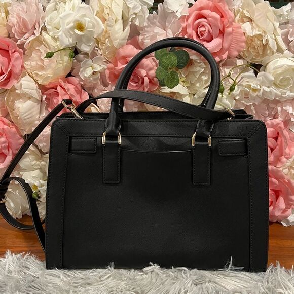 Michael Kors Black Leather Medium East West Dillon Tote w/ cross body strap - Picture 2 of 13